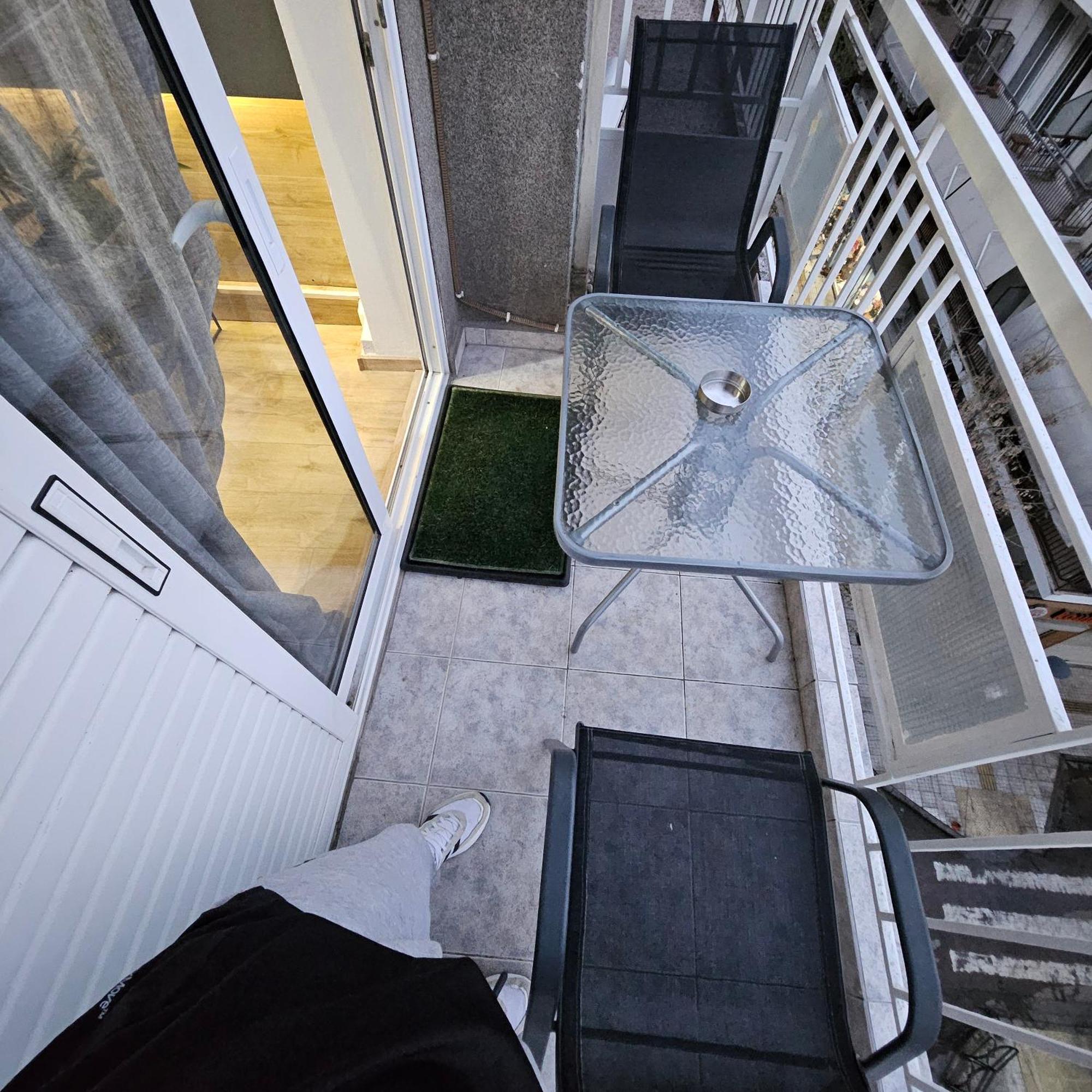 3 Modern With Free Parking Apartment Serres